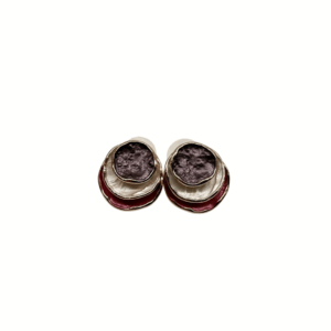 244 orecchini bottone tre tondi fucsia